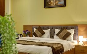 Hotel Tms Grand